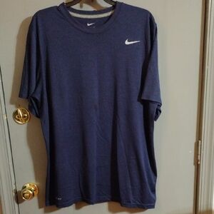 Nike Men's Purple Sporty And Comfortable Short Sleeve Tee